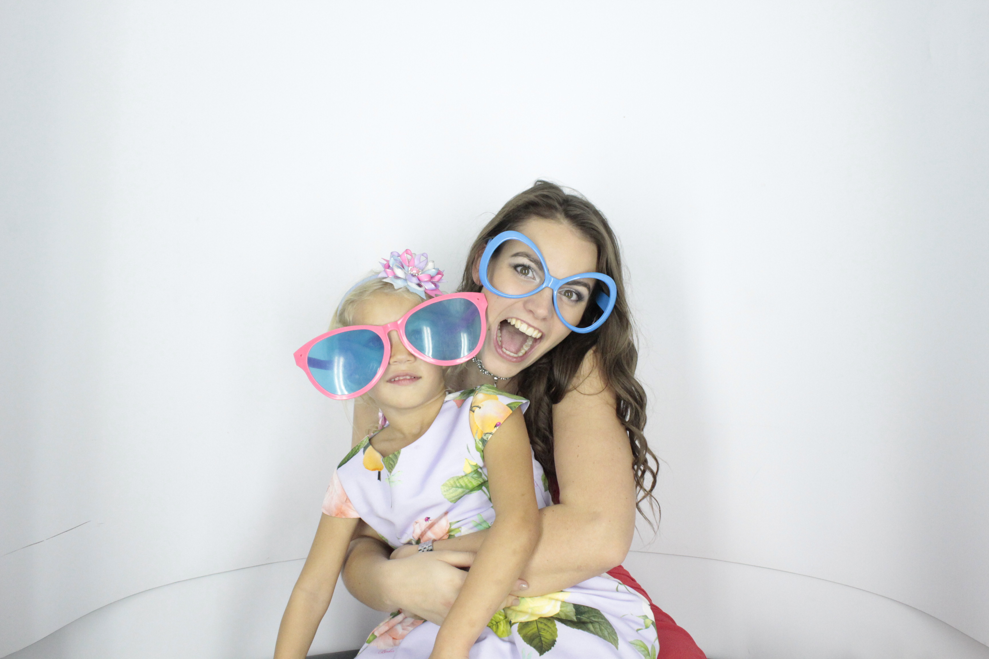 Isobel 18th Birthday Party  | View more photos from the event at gallery.myphotoboothexperience.co.uk/u/MyPhotoBoothExperienceLtd/Isobel-18th-Birthday-Party